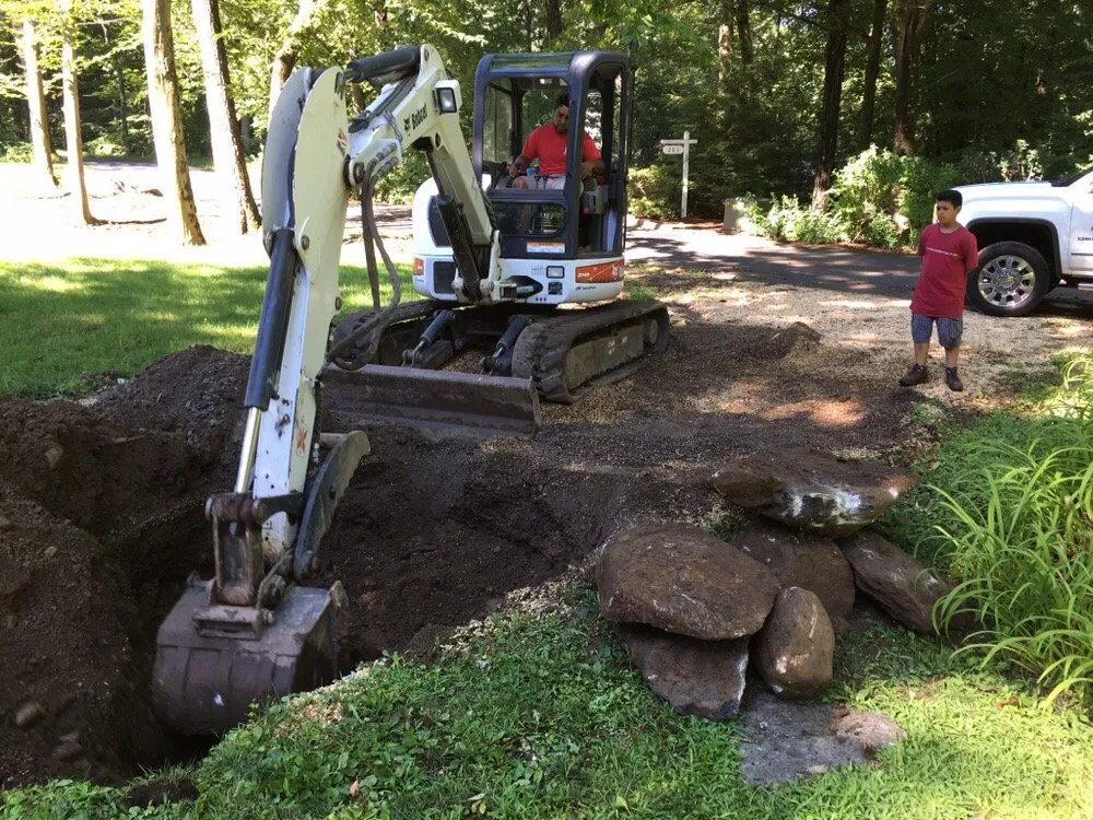 Affordable lawn care service experts serving Norwalk, CT - Quality Lawn Service