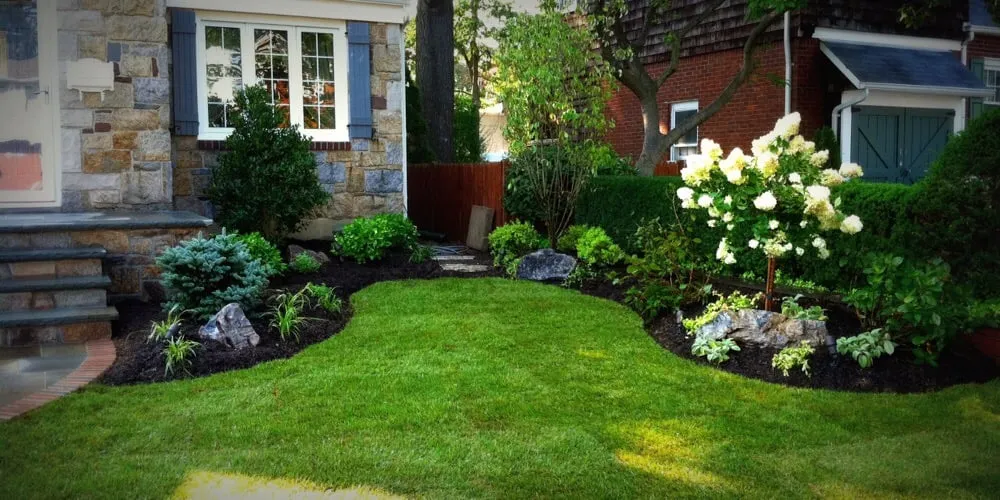Reliable garden landscaping experts serving Norwalk, CT - Quality Lawn Service
