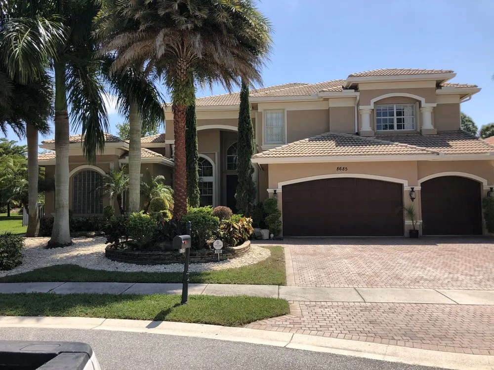 Local residential landscaping in Deerfield Beach, FL - Quality Lawncare & Landscaping