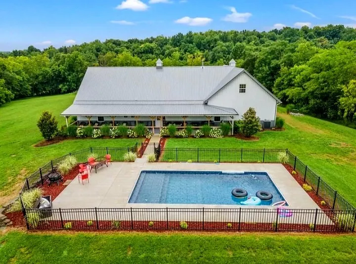 Top-rated lawn care service experts serving Winchester, KY - QUALITY OUTDOOR SERVICES LLC