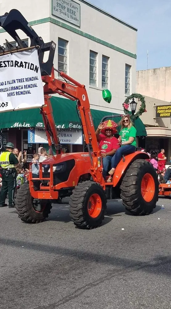 Custom yard maintenance experts serving Brooksville, FL - Quality Property Restoration, Tree and Dumpster Services