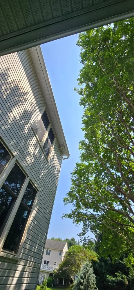 Reliable landscaping services experts serving UPPR CHICHSTR, PA - Quality R&S Tree Service and landscape