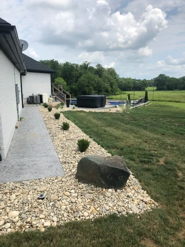 Affordable lawn mowing service in Dayton, OH - Quality Seasons