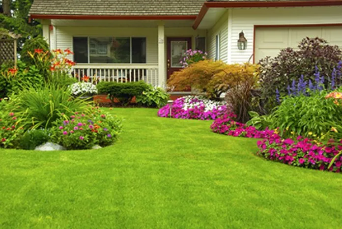 Local yard maintenance experts serving Roseville, MN - Quality Snowplowing & Lawn Service