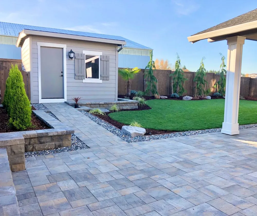 Custom lawn mowing service in Portland, OR - Quality Yard Services