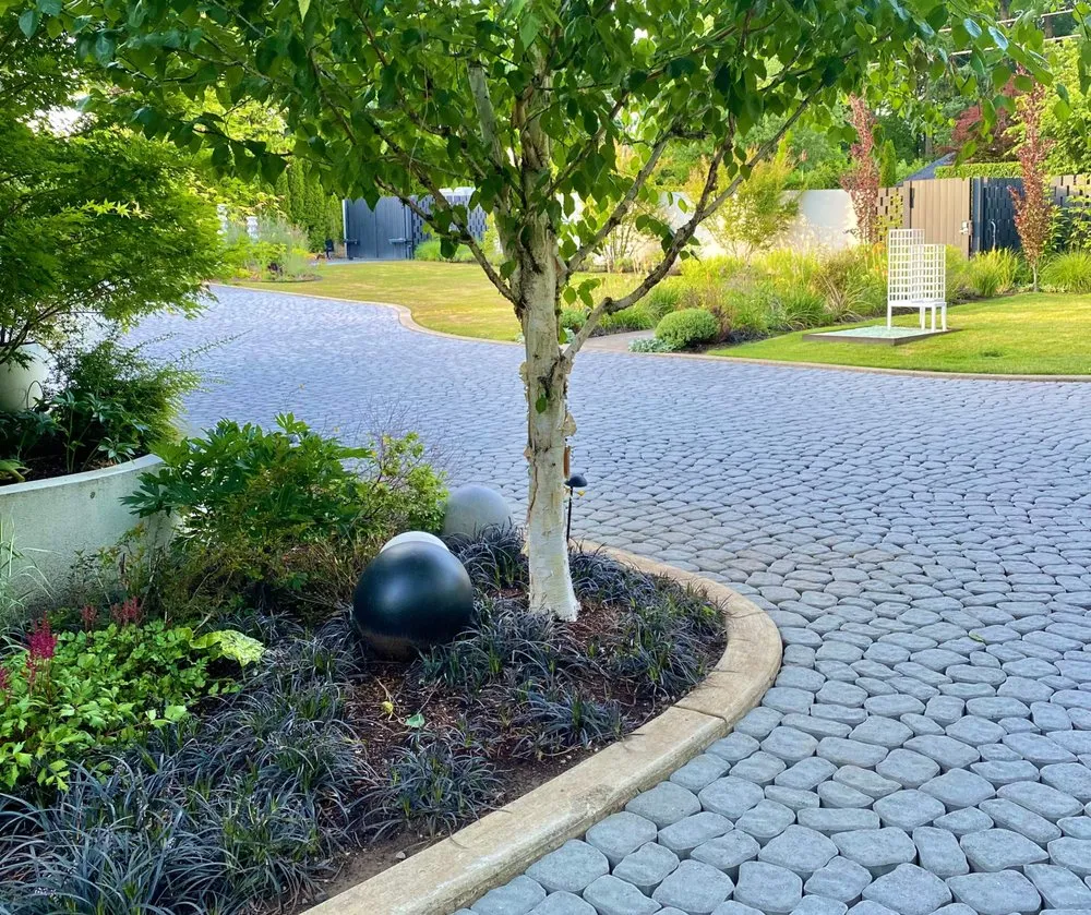 Custom residential landscaping near you in Portland, OR by Quality Yard Services