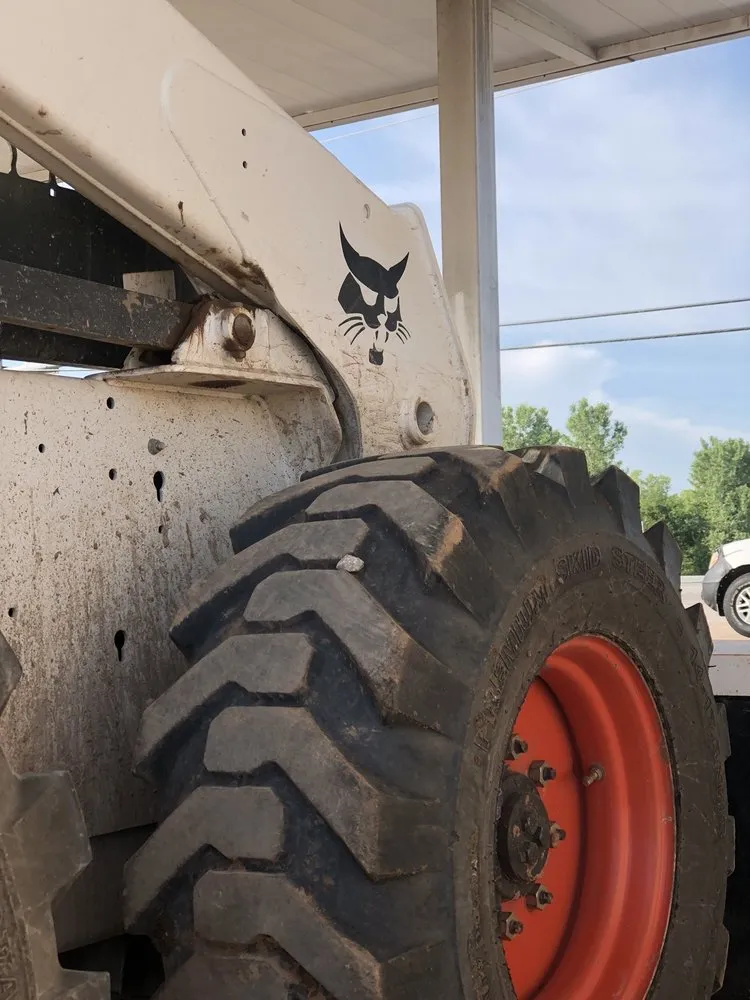 Local residential landscaping for outdoor upgrades in Broken Arrow, OK by Quantum Sod