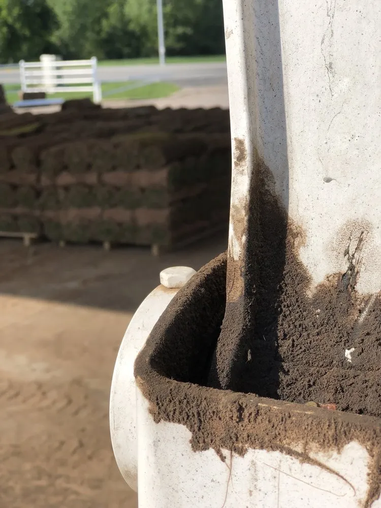 Expert garden landscaping in Broken Arrow, OK - Quantum Sod