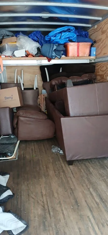 Professional landscaping services experts serving Westerville, OH - Quarter Style Moving