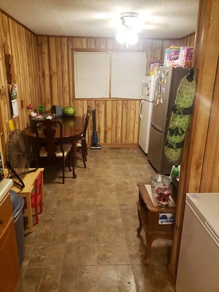 Top-rated lawn mowing service for homes in Anderson, SC by Quen&Christy Affordable Lawn Maintenance And Home Cleaning