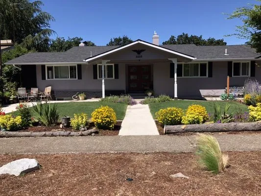 Quevedo Painting & Landscape Maintenance Logo