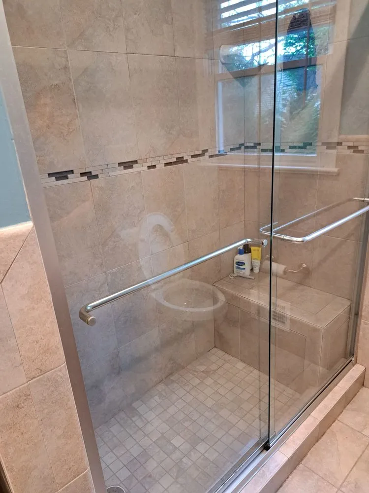 Trusted yard maintenance in Lanham, MD by Quez Cleaning Services