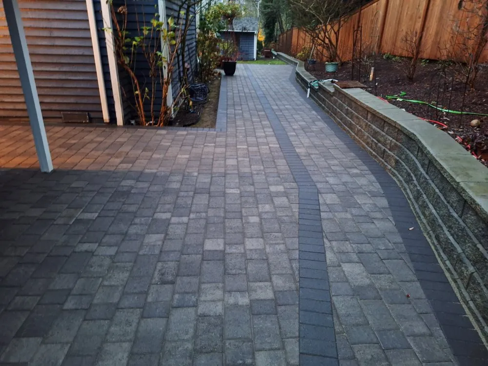Local landscape installation in Seattle, WA - Quezada Pavers