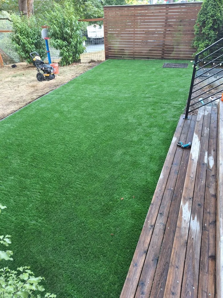 Custom garden landscaping experts serving Seattle, WA - Quezada Pavers