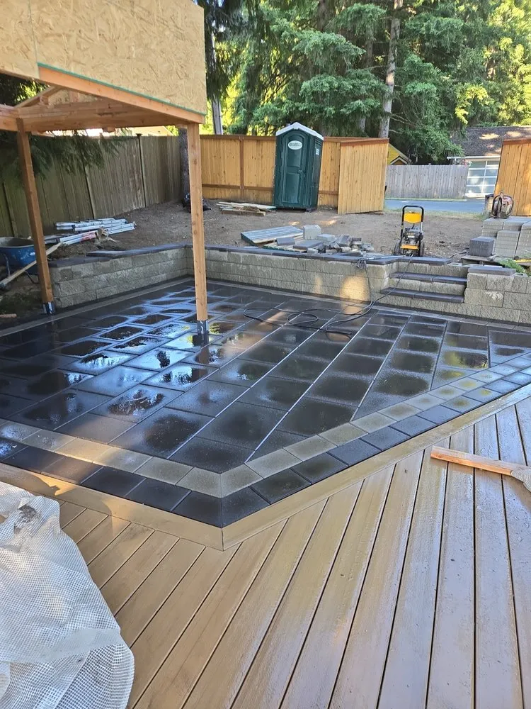 Professional lawn care service experts serving Seattle, WA - Quezada Pavers