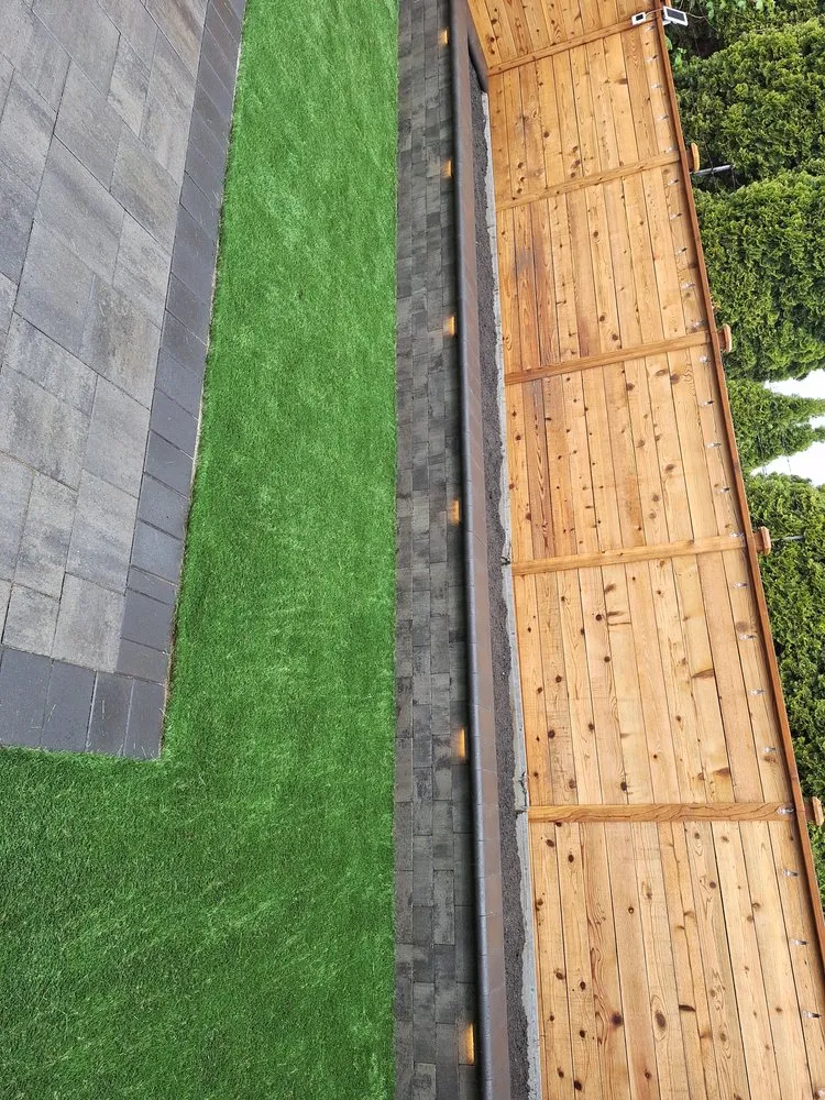 Reliable yard cleanup service with custom design across Seattle, WA - Quezada Pavers