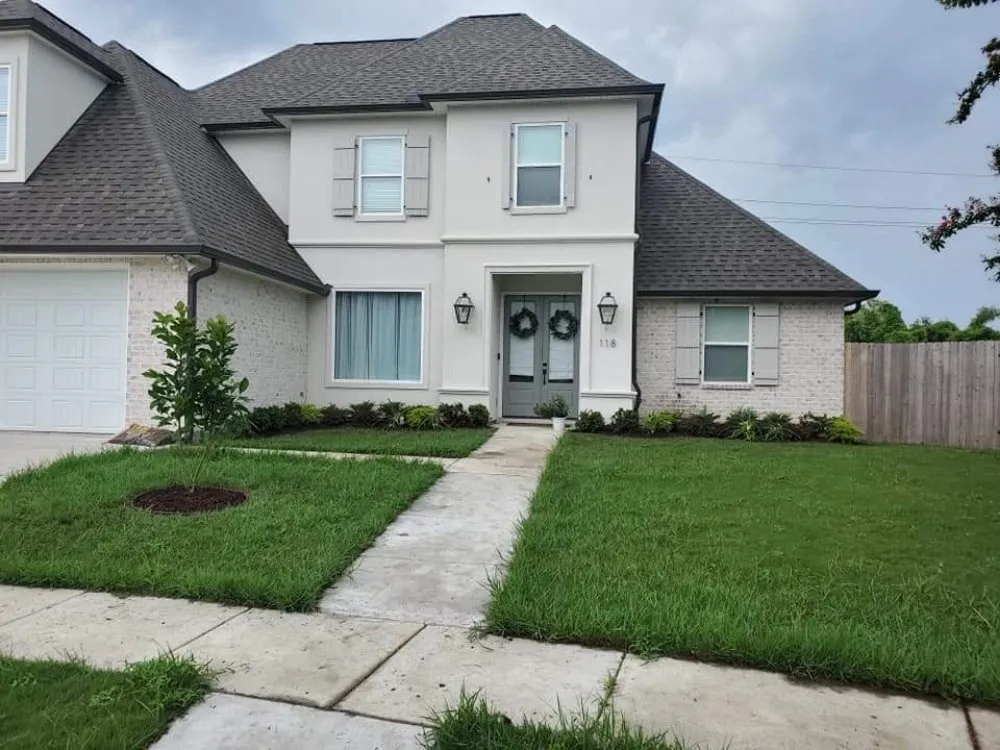 Top-rated landscape installation in Metairie, LA by Quick & Clean Lawn Care