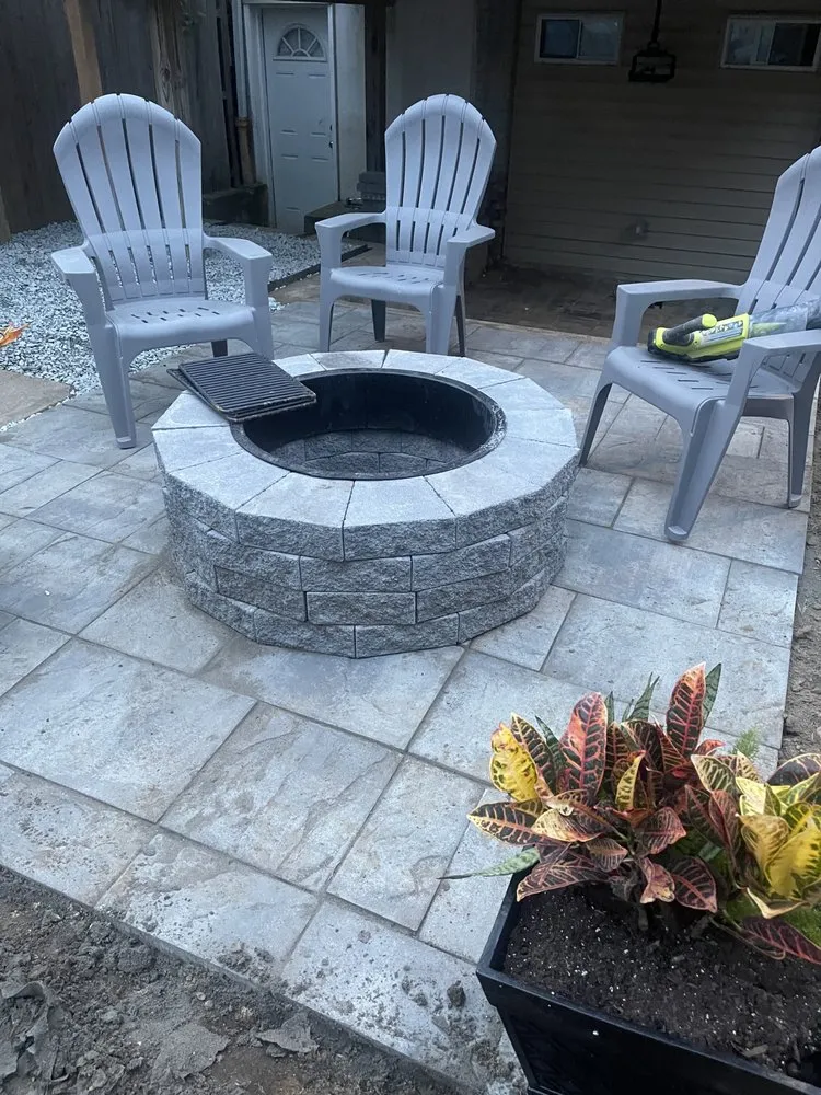 Reliable residential landscaping in Baltimore, MD by Quick Call Kenny