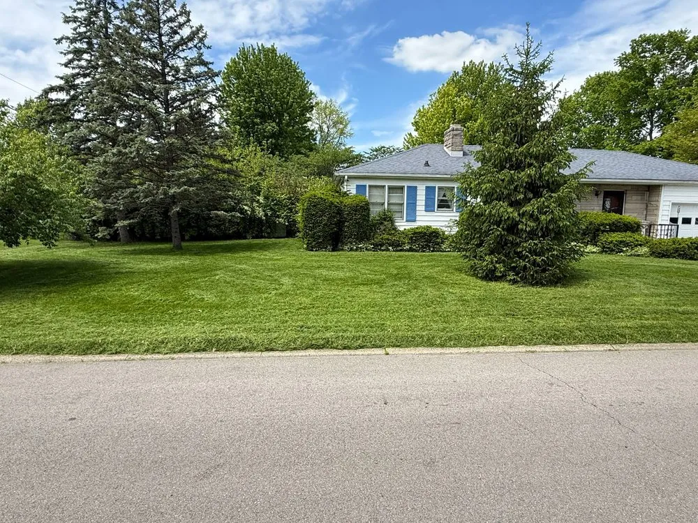 Top-rated garden landscaping experts serving Richmond, IN - Quick Clips