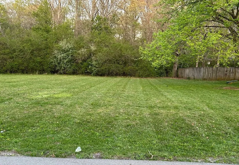 Expert landscaping services experts serving Tullahoma, TN - Quick Clips