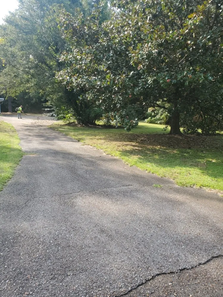 Expert garden landscaping near you in Prichard, AL by Quick Cuts Landscaping