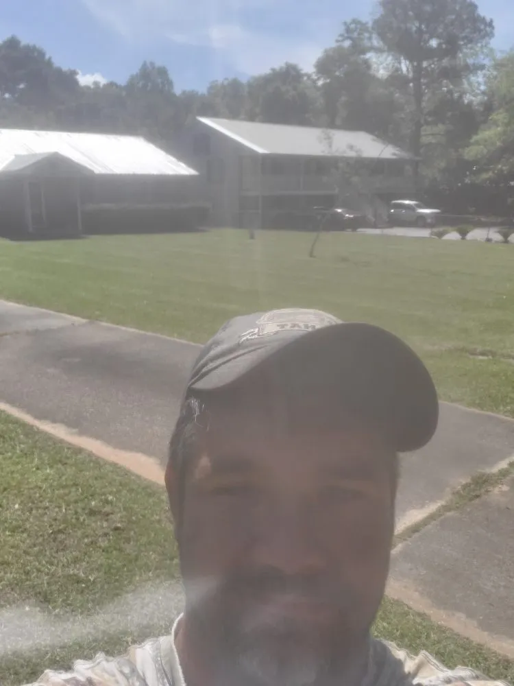 Affordable outdoor landscaping in Prichard, AL by Quick Cuts Landscaping