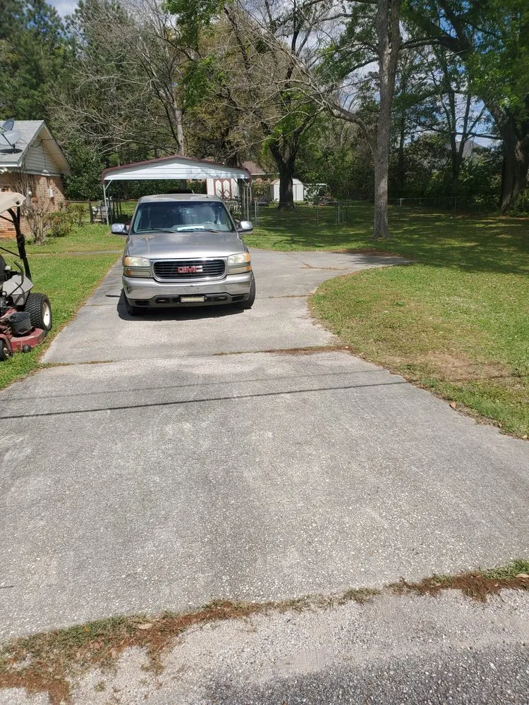 Trusted yard cleanup service in Prichard, AL - Quick Cuts Landscaping