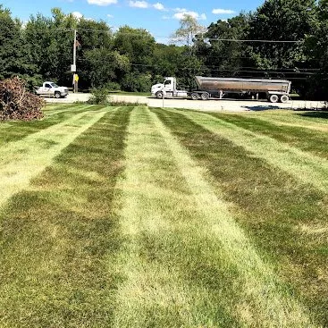 Reliable yard cleanup service for beautiful yards across Bradley, IL - Quick Cuts Lawn Care