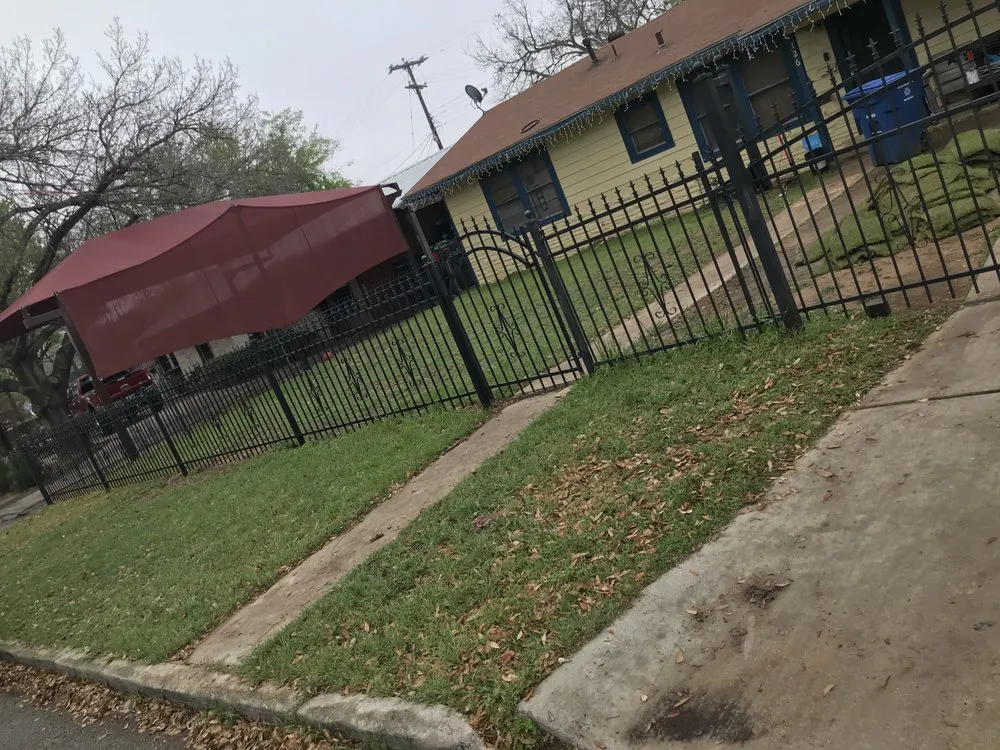 Local landscaping services experts serving San Antonio, TX - Quick Cuts Plus