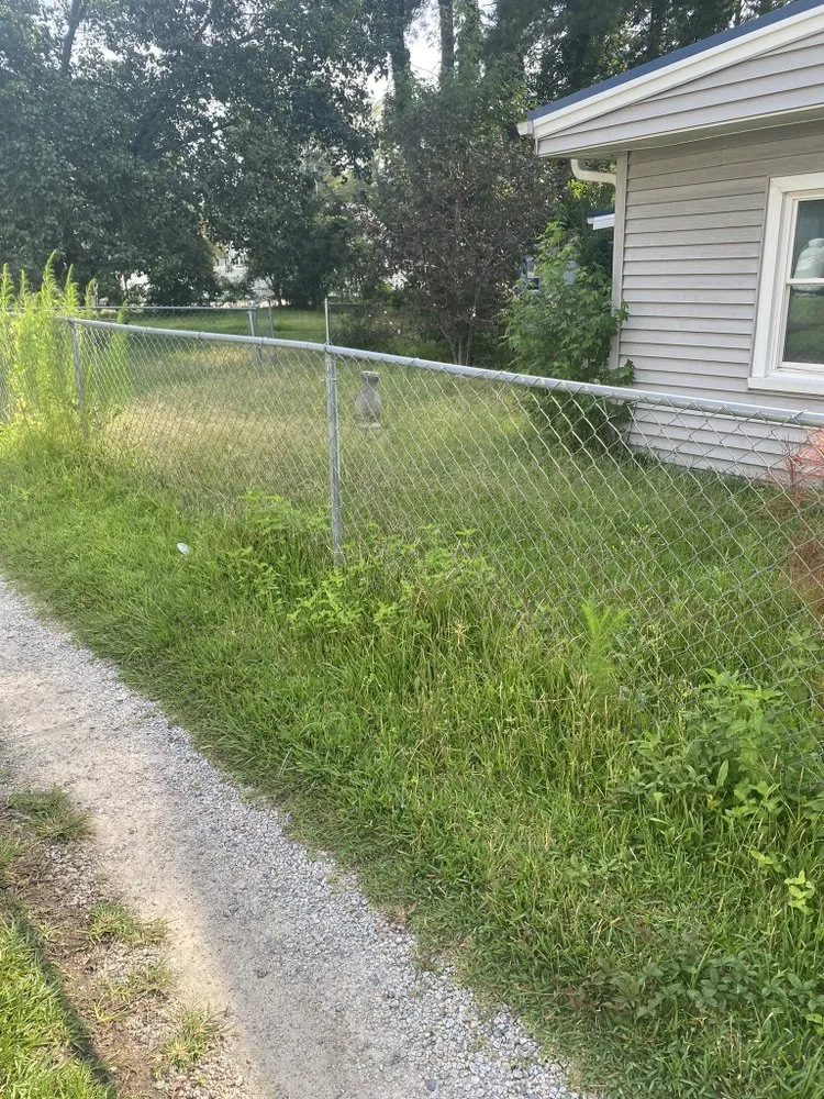 Professional lawn care service for homes across Whiteville, NC - Quick Cutts Lawn Services