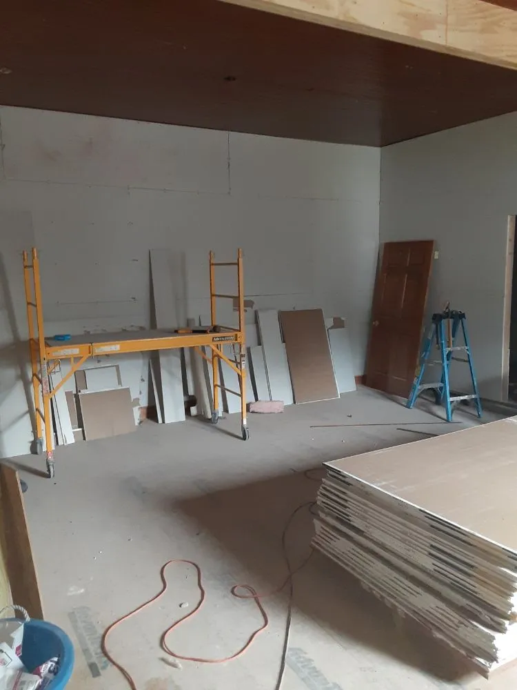 Reliable yard maintenance in Auburn, NY by Quick Fix Lawn & Home Services