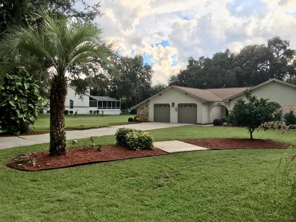 Top-rated residential landscaping experts serving New Port Richey, FL - Quick Flipps