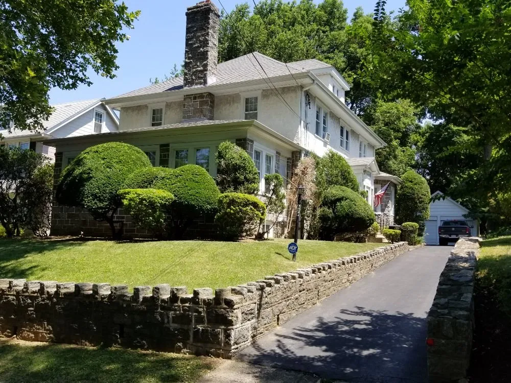 Top-rated garden landscaping in Norristown, PA - Quick lawn care services