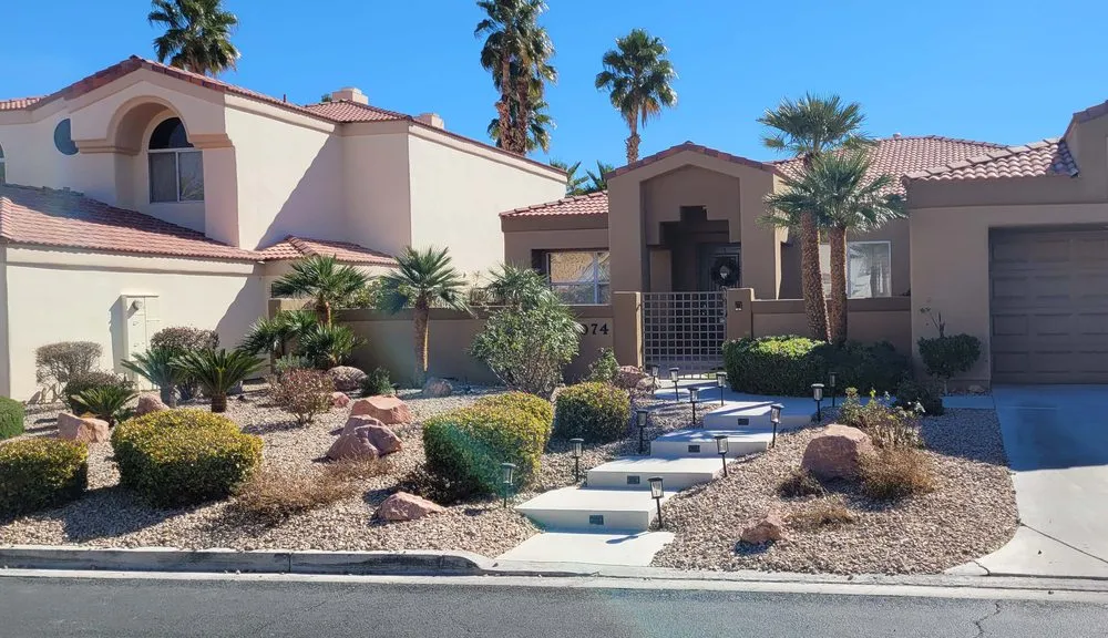 Affordable yard maintenance in Henderson, NV by Quick Pickk