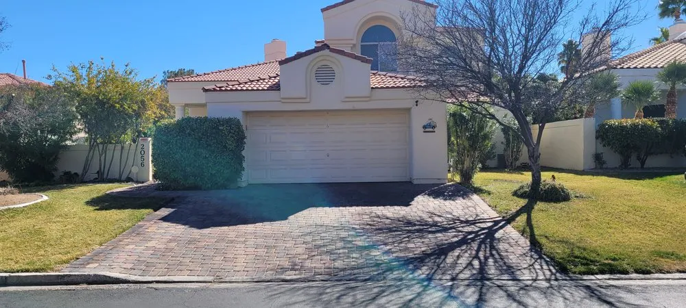 Trusted garden landscaping in Henderson, NV by Quick Pickk