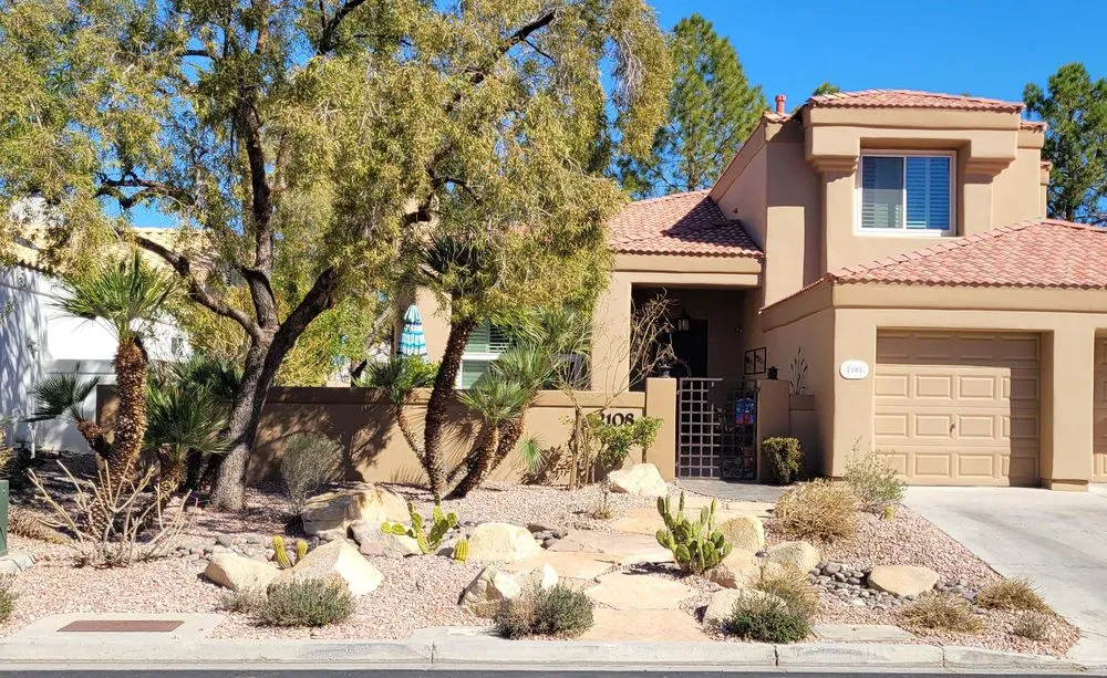 Custom landscape installation in Henderson, NV - Quick Pickk