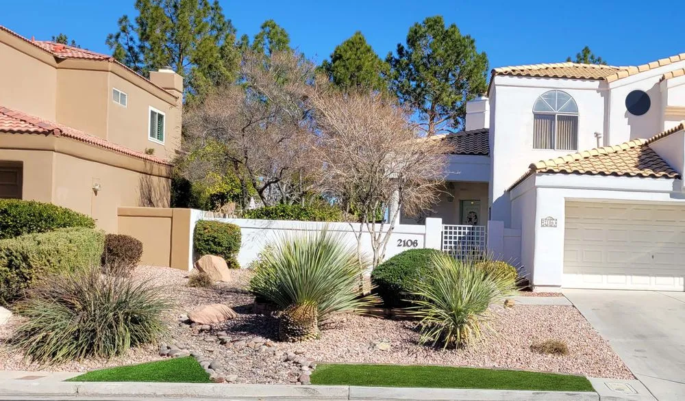 Reliable garden landscaping in Henderson, NV by Quick Pickk