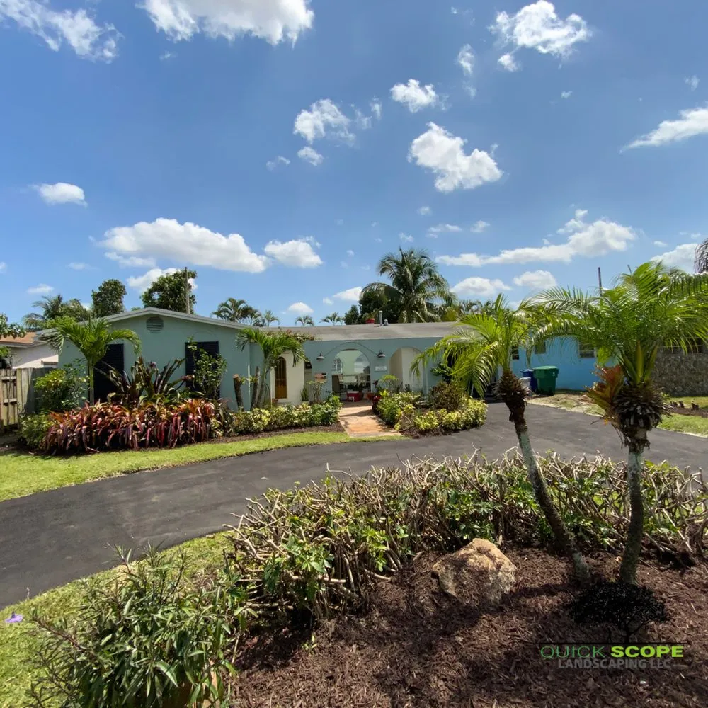 Local lawn care service in Pembroke Pines, FL by Quick Scope Landscaping