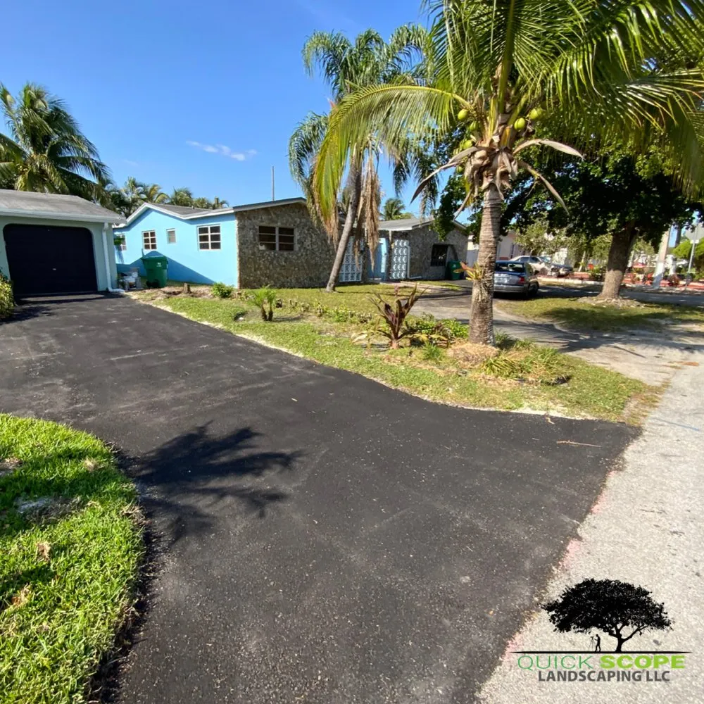 Top-rated yard cleanup service experts serving Pembroke Pines, FL - Quick Scope Landscaping