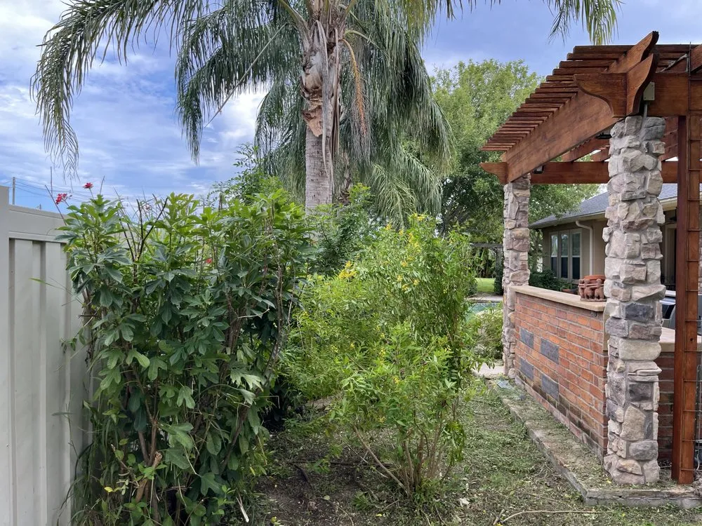 Reliable lawn care service near you in Brownsville, TX by QuickCuts Landscaping