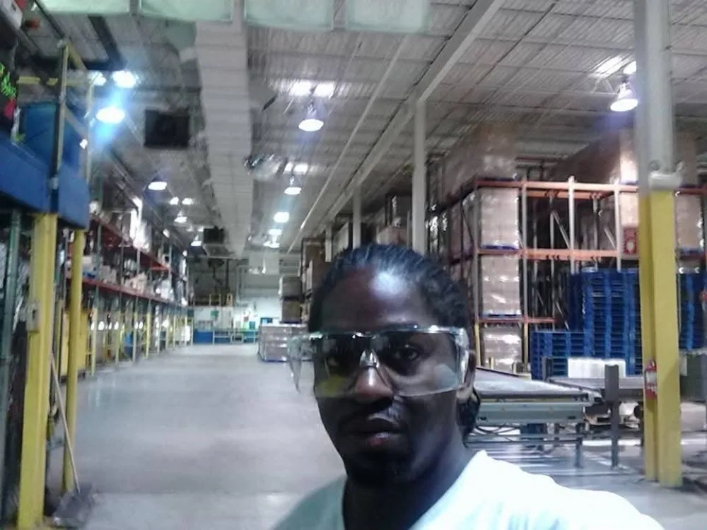 Professional yard maintenance experts serving Chicago, IL - Quickdraw Hvac And Lawn Services