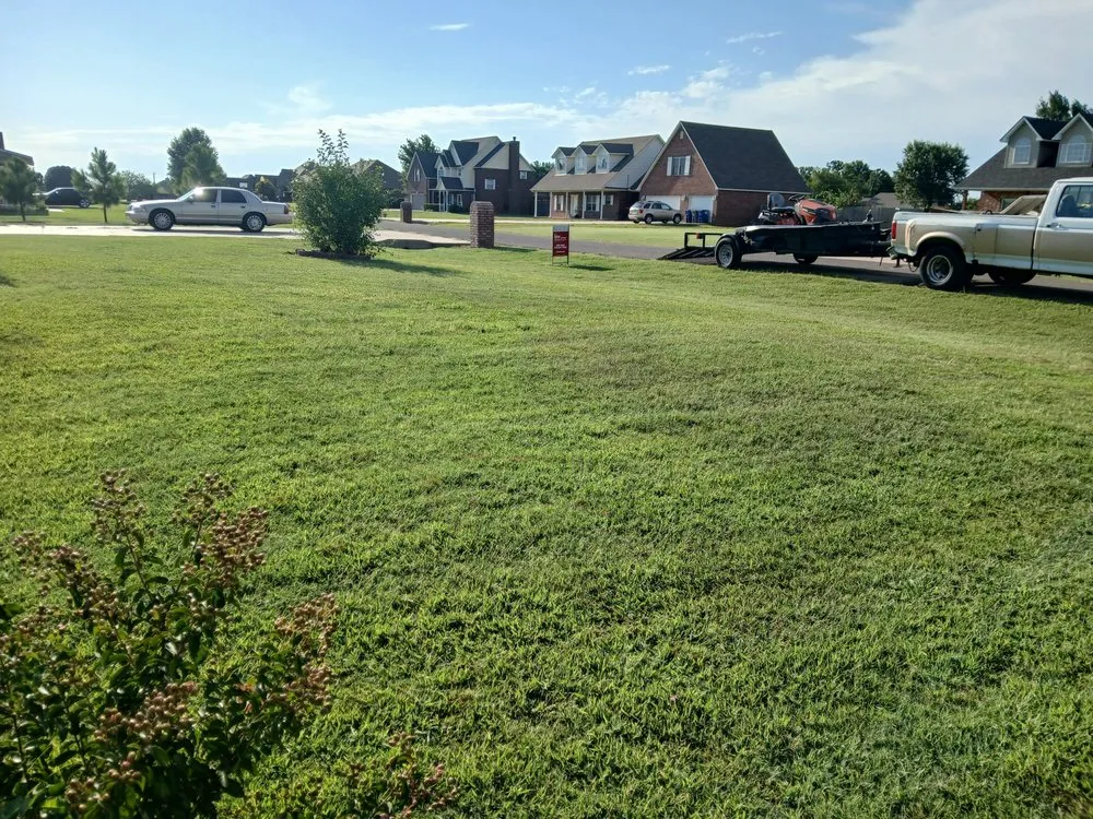 Affordable yard maintenance in Wagoner, OK - Quicker Crew