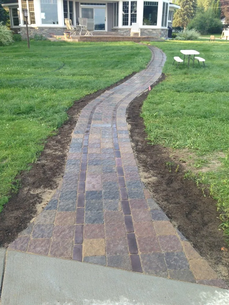 Professional lawn mowing service experts serving Cadillac, MI - Quicklawn Hydroseeding