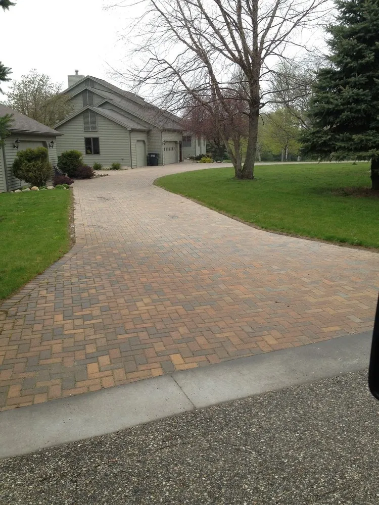 Custom outdoor landscaping near you across Cadillac, MI - Quicklawn Hydroseeding