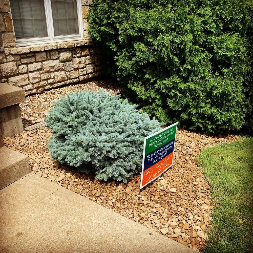 Top-rated landscaping services in Overland Park, KS by Quick's Lawn Maintenance