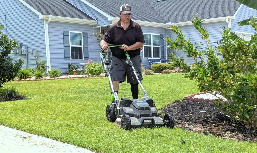Local yard maintenance in Longs, SC - Quiet Lawn