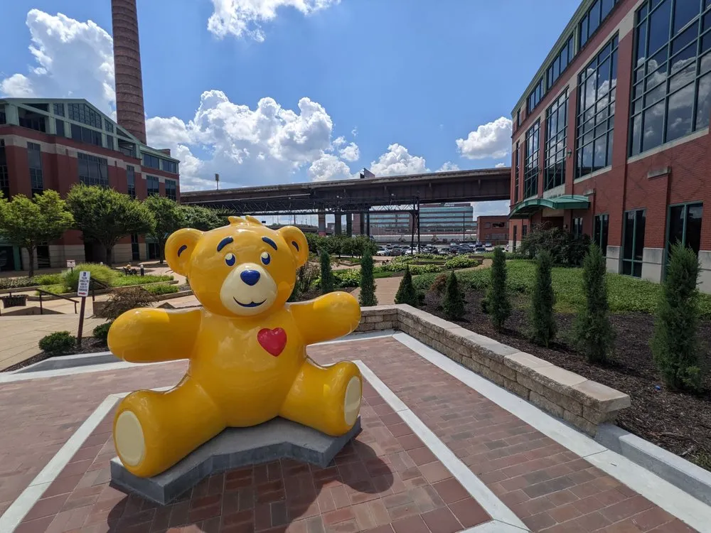 Professional landscaping services experts serving St. Louis, MO - Quiet Village Landscaping