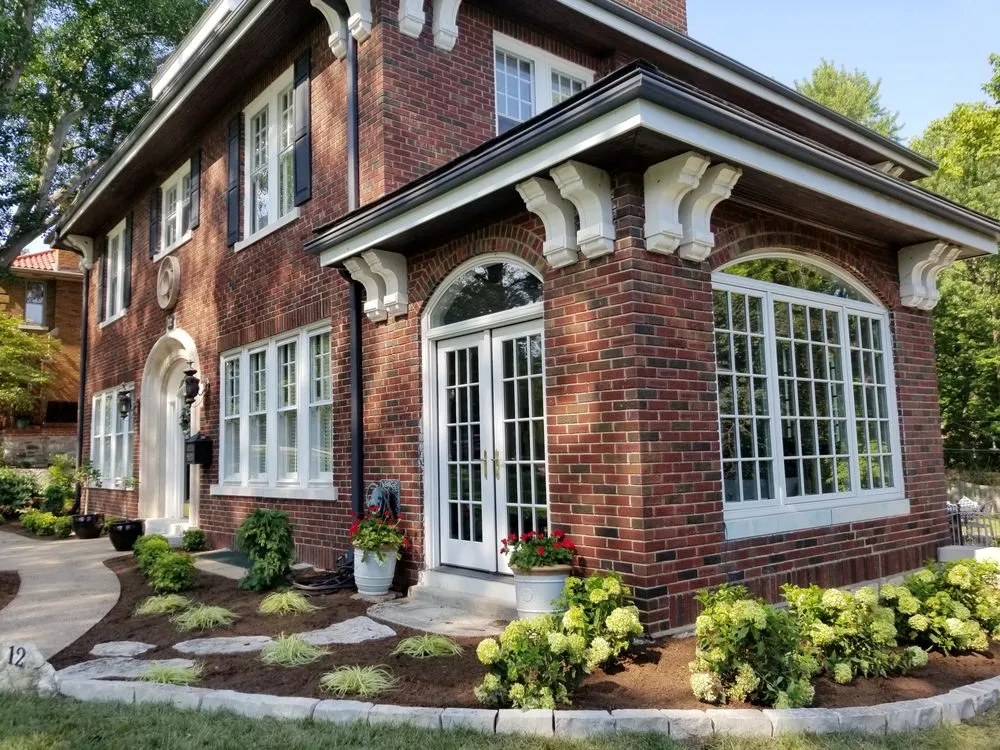 Professional landscape installation experts serving St. Louis, MO - Quiet Village Landscaping