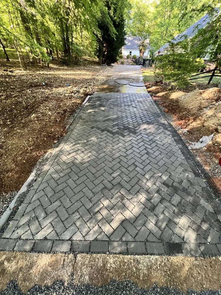 Professional garden landscaping with custom design in Winder, GA by Quiett Scapes