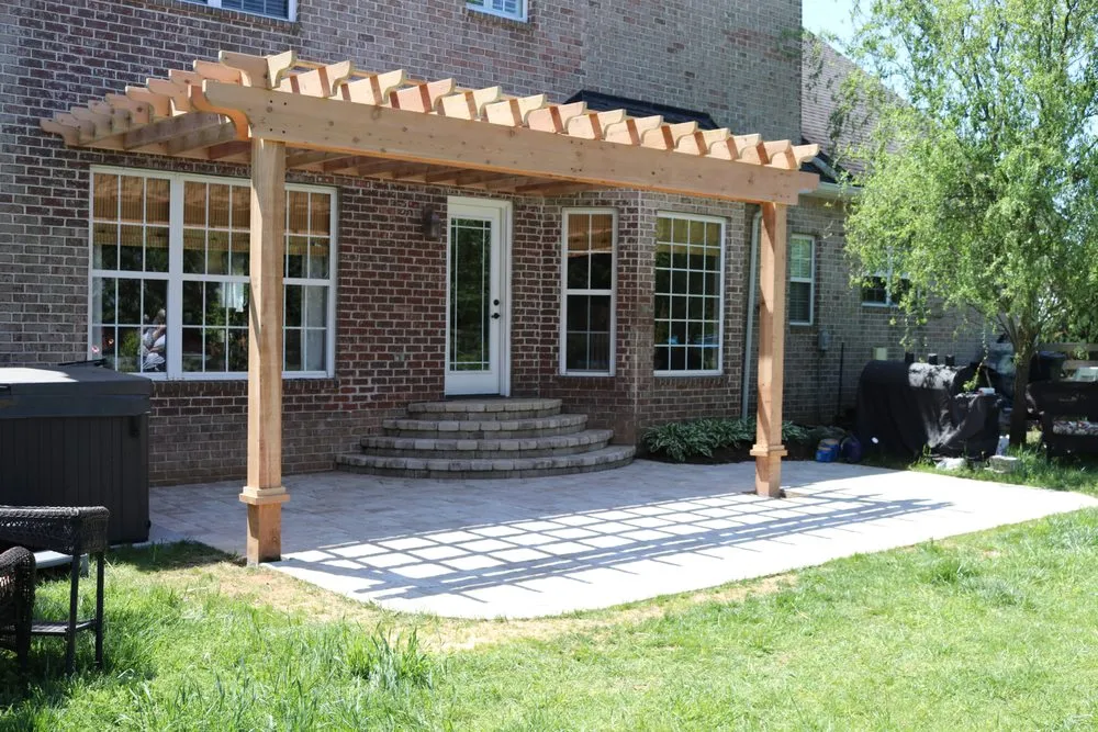 Expert lawn mowing service experts serving Thompson Station, TN - Quigley's Landscaping